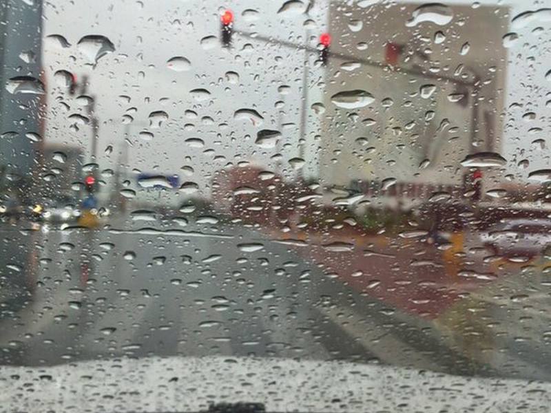 صور تساقط المطر - الجو الشاعري اثناء المطر في الشوارع 3908 1